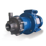 Najwyższe szczyty górskie i ich zdobywanie.